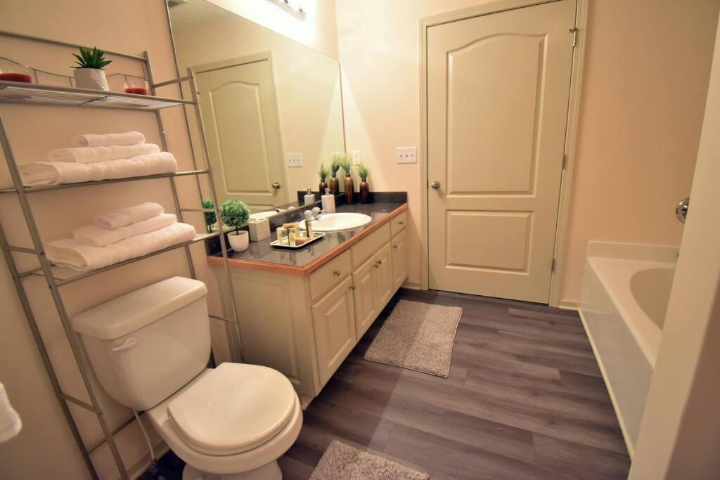 Cozy Renovated Winder Townhouse Traveller Awards 2025 Winner Dış mekan fotoğraf